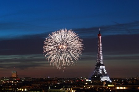 feu d'artifice à la tour Eiffel 2017