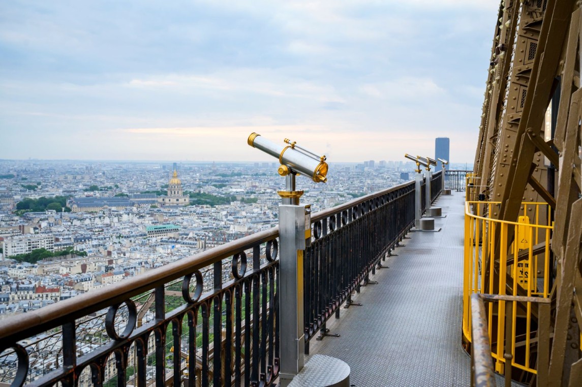Photo taken from the second floor of the Eiffel Tower